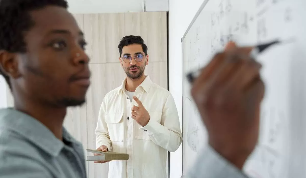 Mentoria ou cursos Como escolher o melhor caminho no lifelong learning