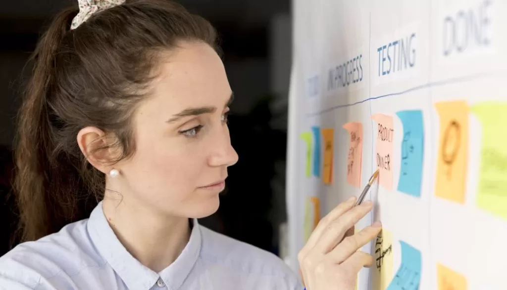 Modelos de OKR 13 exemplos prontos para inspirar seu time